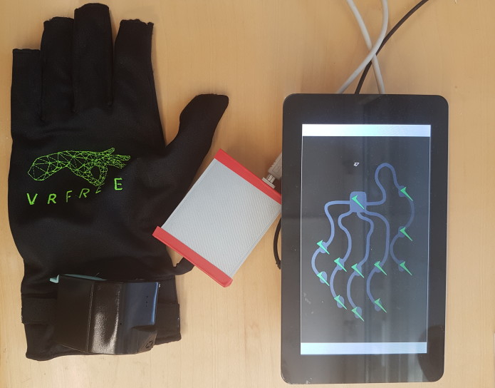 A well-behaved VRfree® glove
